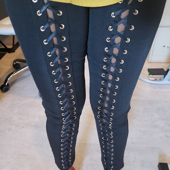 Pants - Picture 2 of 4